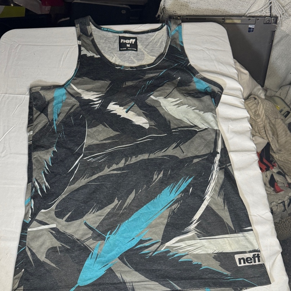 Neff Multicolor Feather Graphic Tank